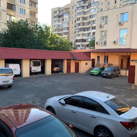 Inn on Zhytomyrska Kijów Zewnętrze zdjęcie
