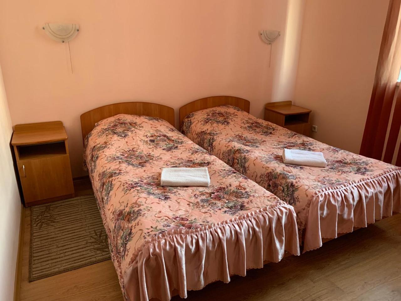 Inn on Zhytomyrska Kijów Zewnętrze zdjęcie