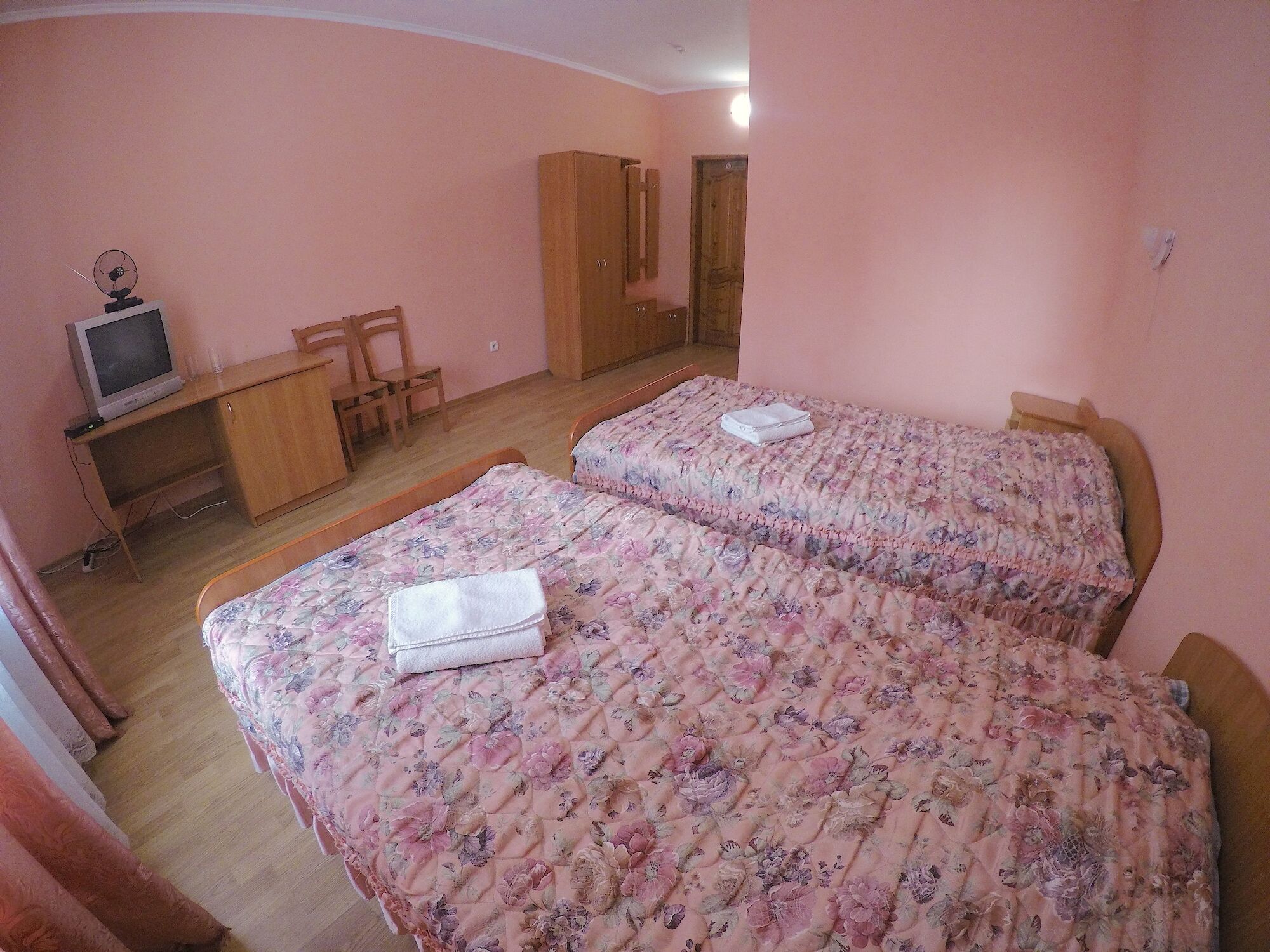 Inn on Zhytomyrska Kijów Zewnętrze zdjęcie