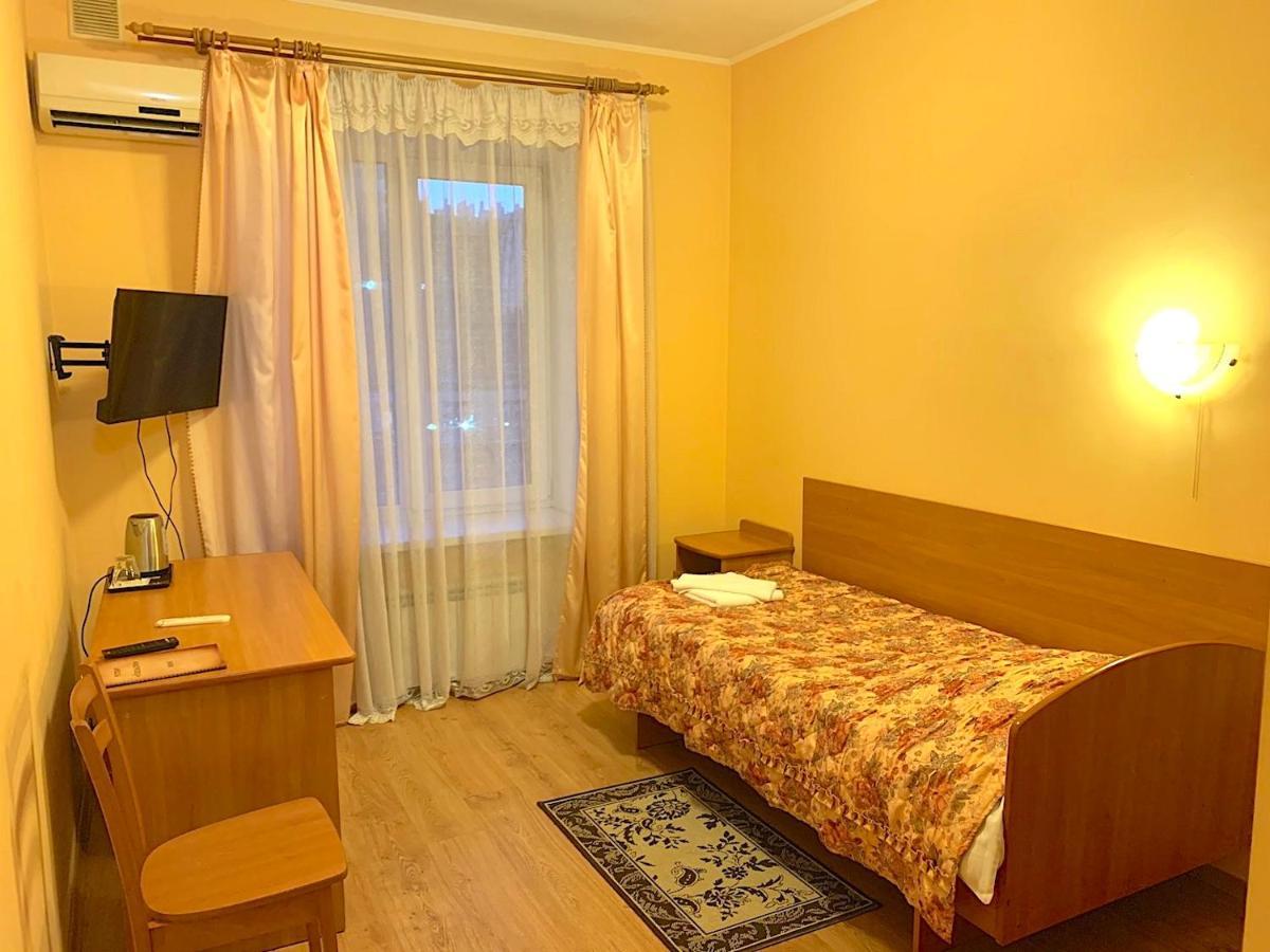 Inn on Zhytomyrska Kijów Zewnętrze zdjęcie